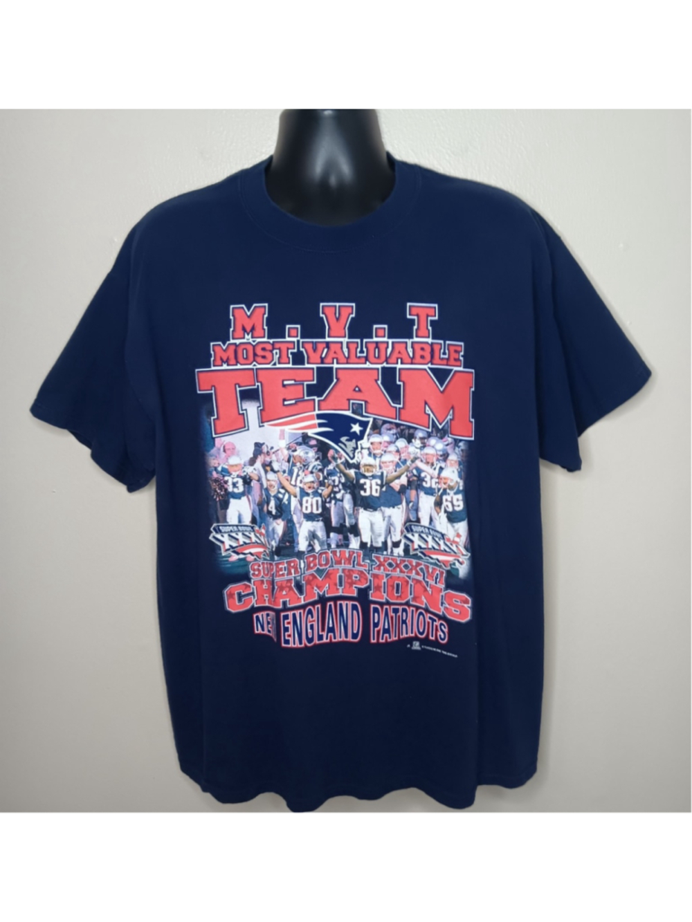 Vintage Y2K New England Patriots Superbowl XXXVI Adult XL NFL T-shirt 2002 Navy